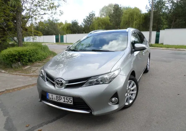 samochody osobowe Toyota Auris cena 39900 przebieg: 183000, rok produkcji 2014 z Radom